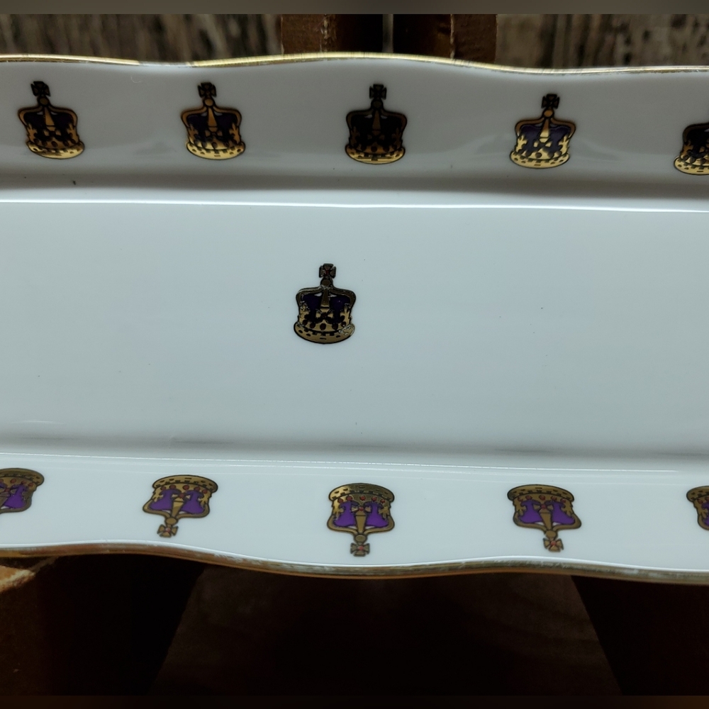 The Tower Of London ‘Crown Jewels’ English Trinket Tray Dish 3”W 8”L Vintage - Picture 2 of 4